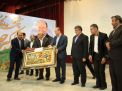 گزارش تصویری از اهداء جوایز  در همایش تجلیل از پرفسور علی اکبر جلالی چهره ماندگار شهرستان شاهرود 